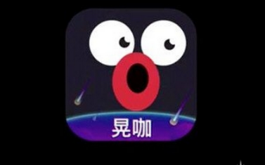 赵薇瘦下来美出新高度了！穿廓形棉服+卡通卫衣，48岁看起来就像28岁！